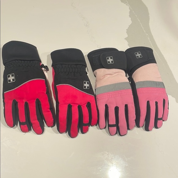 Pink and light Pink Winter Gloves - Picture 1 of 7
